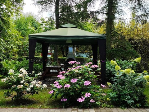 Jaskolcze Gniazdo Nature lodge in West Pomeranian Voivodeship, Poland