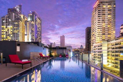 Area and facilities, Swimming pool