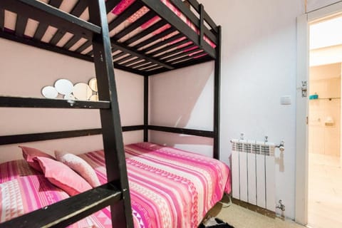 M&F Apartaments Chueca Apartment in Centro