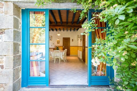 Les Basses Besmes House in Brittany