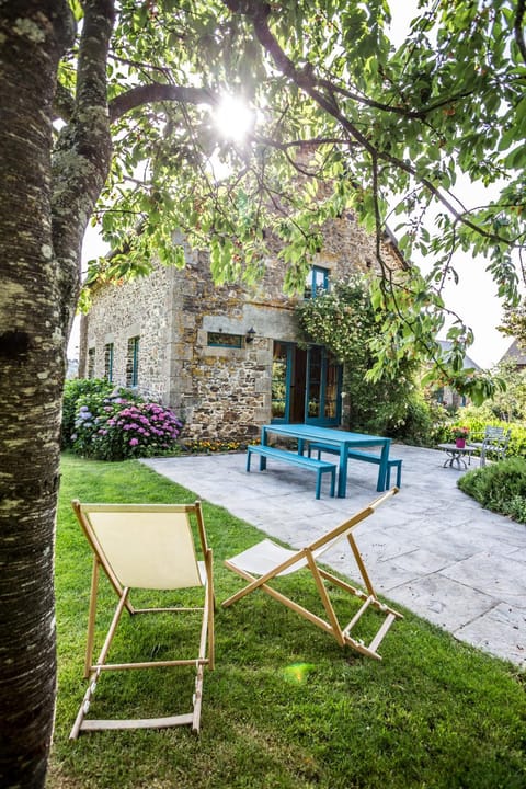 Les Basses Besmes House in Brittany