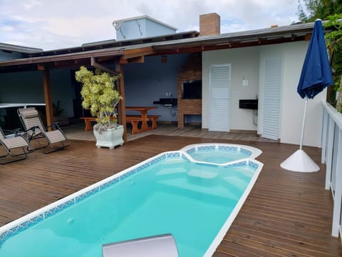BBQ facilities, Balcony/Terrace, Swimming pool