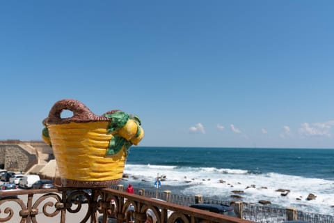 Property building, Balcony/Terrace, Sea view