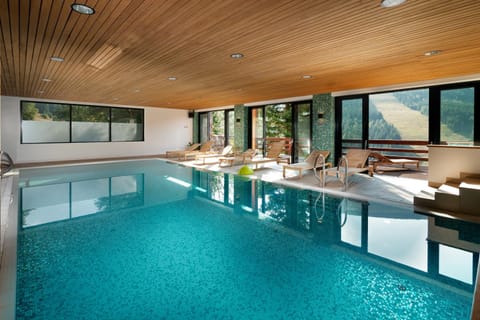 Activities, Spa and wellness centre/facilities, Swimming pool