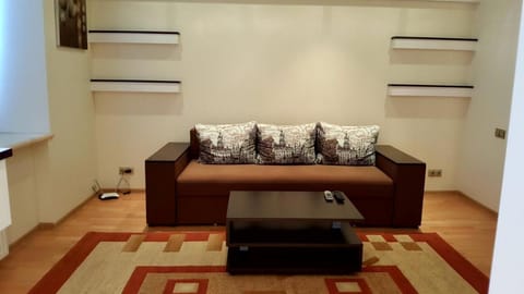 Communal lounge/ TV room, Living room, Seating area