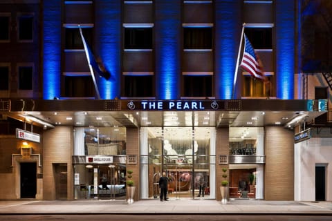 Facade/entrance, Area and facilities