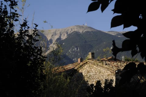 chambres d'hotes Vacation rental in Buis-les-Baronnies