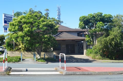 Property building, Street view
