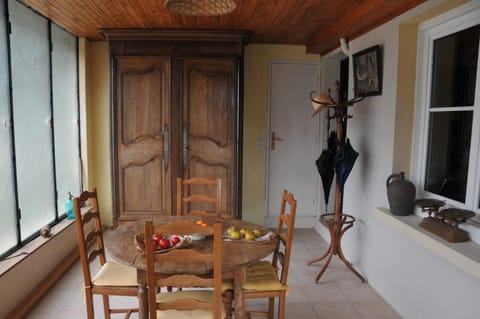 Maison de famille rustique Durée de location 7 jours minimum House in Normandy