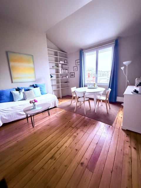 Le Saint Merry Apartment in Fontainebleau