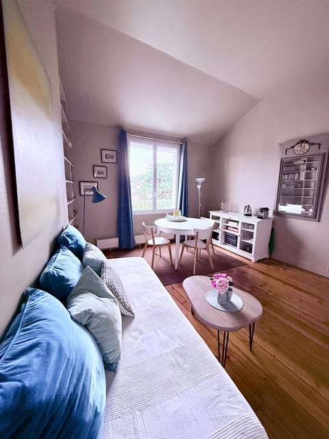 Le Saint Merry Apartment in Fontainebleau