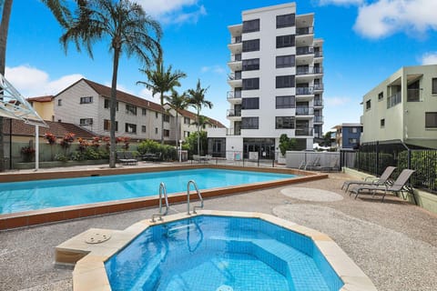 Property building, Pool view, Swimming pool, sunbed