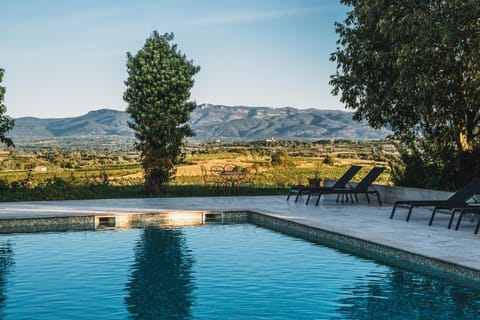 Natural landscape, Mountain view, Swimming pool, sunbed