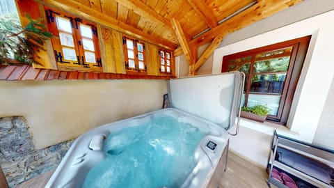 Hot Tub, Balcony/Terrace
