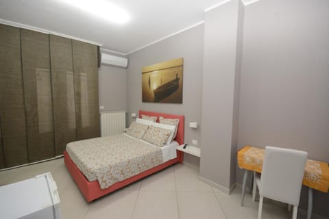 Bed, air conditioner