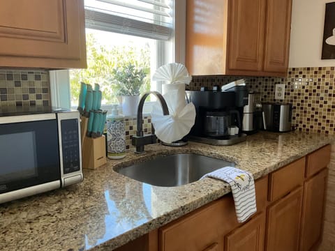 LIDO BEACH Apt 2L Apartment in Lido Key