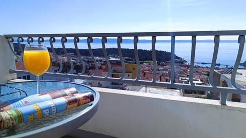 Balcony/Terrace, Food and drinks, Sea view