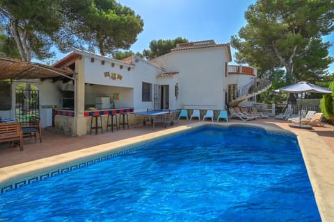 Solarium, Table tennis, Swimming pool