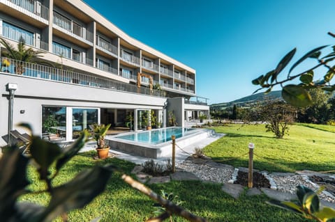 Property building, Garden view, Swimming pool