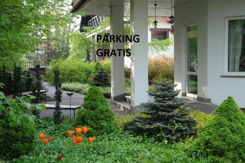 Property building, Spring, Garden, Garden view