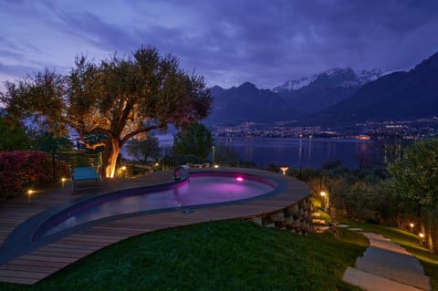 Garden, Garden view, Lake view, Pool view, Swimming pool