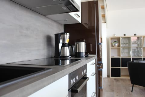 Coffee/tea facilities, Kitchen or kitchenette