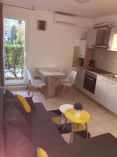 Apartment Petra Apartment in Split