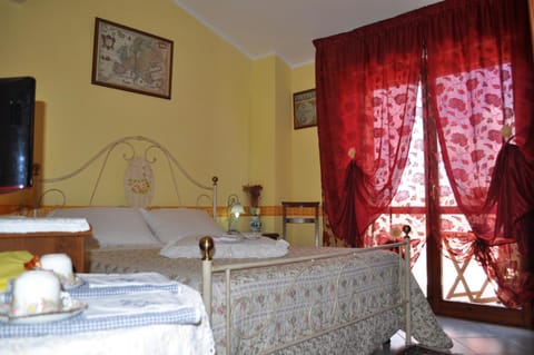 Ariedo Bed And Breakfast Bed and Breakfast in La Maddalena