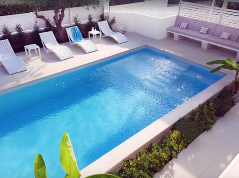Day, On site, Pool view, Swimming pool, sunbed