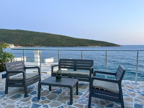 Azzure Apartment Apartment in Ulcinj Municipality