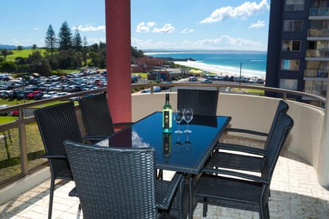 Patio, View (from property/room), Balcony/Terrace