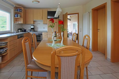 Dining area, Communal kitchen