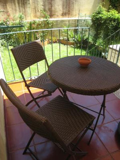 BBQ facilities, Garden, Balcony/Terrace
