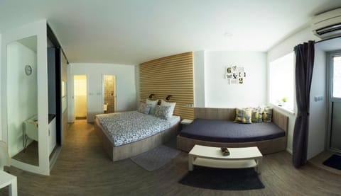 Kitchen or kitchenette, Living room, Dining area, Bedroom