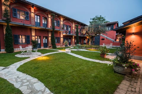 Property building, Garden