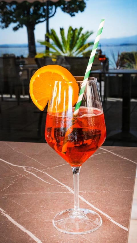 Food and drinks, Drinks