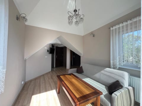 TV and multimedia, Living room, Photo of the whole room