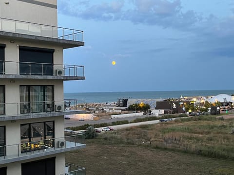 Property building, Natural landscape, Beach, Sea view
