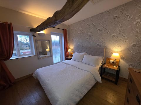 Bed, Bedroom