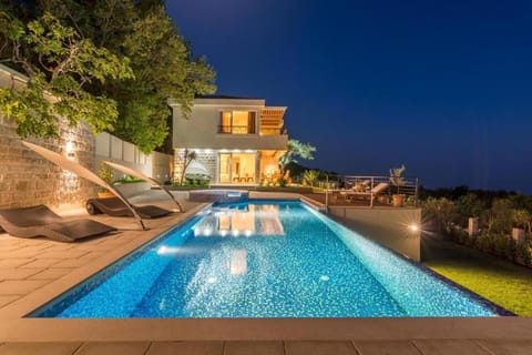 Luxury Villa Crystal Blue Villa in Budva Municipality
