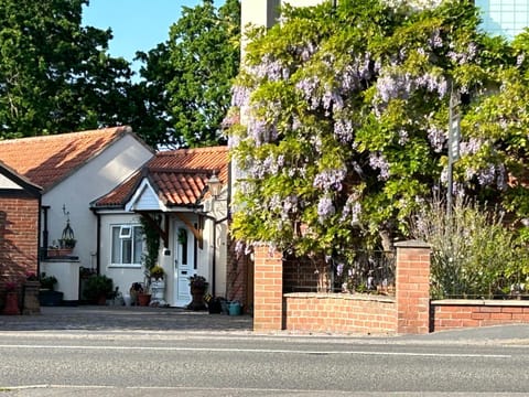 Property building, Street view