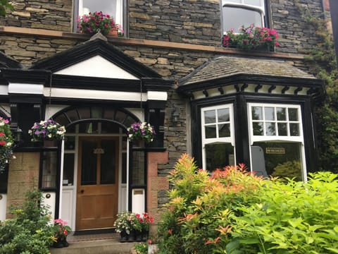 Property building, Facade/entrance