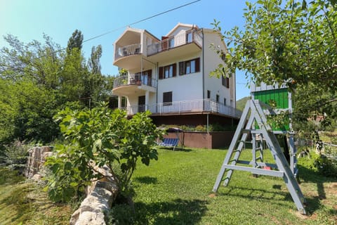 Waterfall House Getaway Villa in Split-Dalmatia County