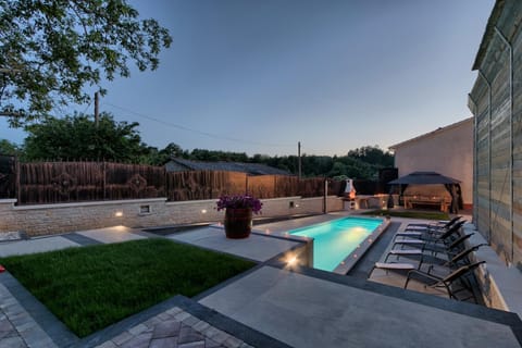 Patio, View (from property/room), Beach, Garden view, Pool view, Swimming pool, Sunrise, Sunset