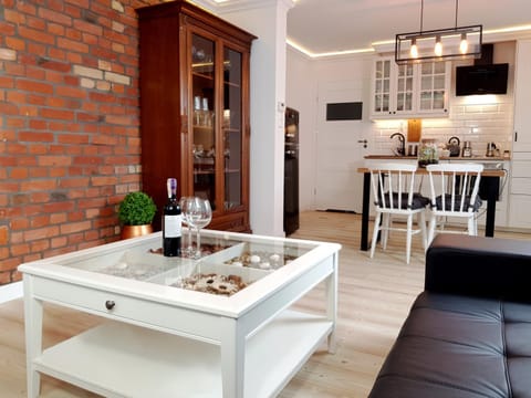 Bed, Kitchen or kitchenette, Living room, Other, Photo of the whole room, Decorative detail, Seating area, Area and facilities