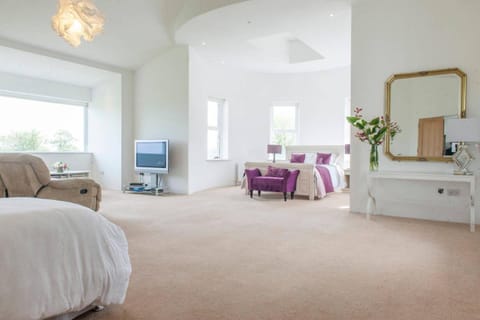 Rathescar Grove Guest House Bed and Breakfast in Louth, Co. Louth, Ireland