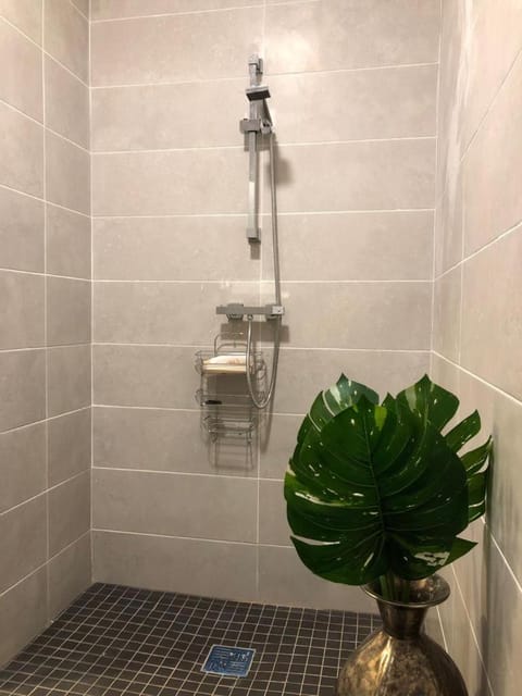 Rathescar Grove Guest House Bed and Breakfast in Louth, Co. Louth, Ireland