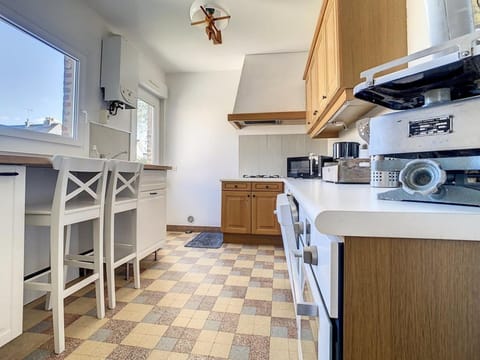 Villa Anglo-Normande à Stella-Plage, Jardin, Proche Mer et Commerces, Idéal Famille, 6 Pers. - FR-1-236-78 House in Hauts-de-France