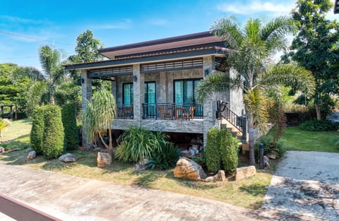 Property building, Garden