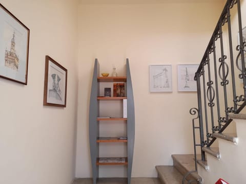 Casa Alina- Art House Apartment in Foligno